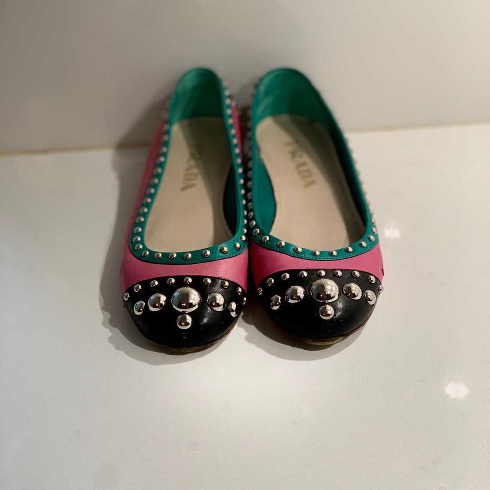 Prada Shoes size 7.5 pink green with brand new soles and serious embellishments - Picture 2 of 12